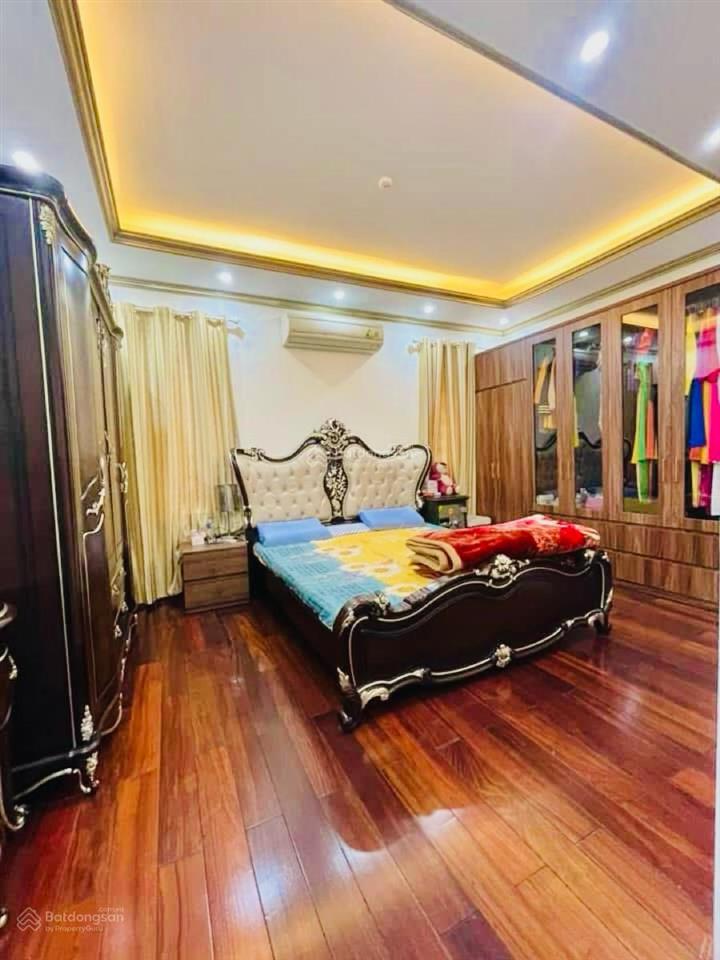Chính chủ bán nhà trần quang diệu vỉa hè, phù hợp thiết kế 6t thông sàn thang máy sổ đỏ qh ổn định