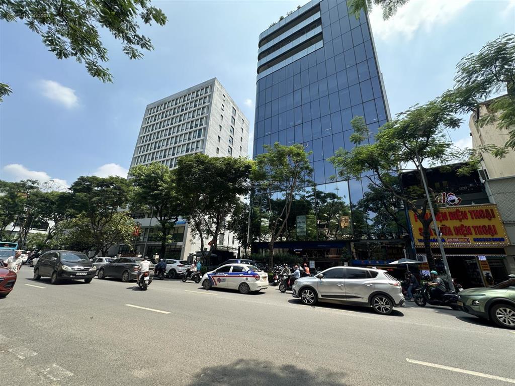Bán nhà thái hà lô góc, gara ô tô toà nhà 8 tầng thang máy dòng tiền, thông sàn, 125m  8 tầng