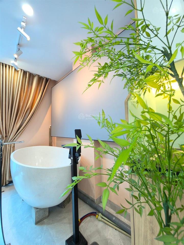 Gấp ! bán nhà phân lô nguyễn chí thanh, ô tô đỗ cửa, 5 tầng thang máy, 2 mặt thoáng, qh ổn định