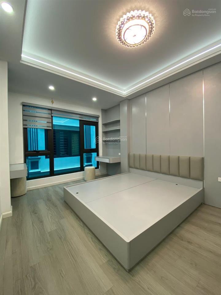 Gấp ! bán nhà phân lô nguyễn chí thanh, ô tô đỗ cửa, 5 tầng thang máy, 2 mặt thoáng, qh ổn định