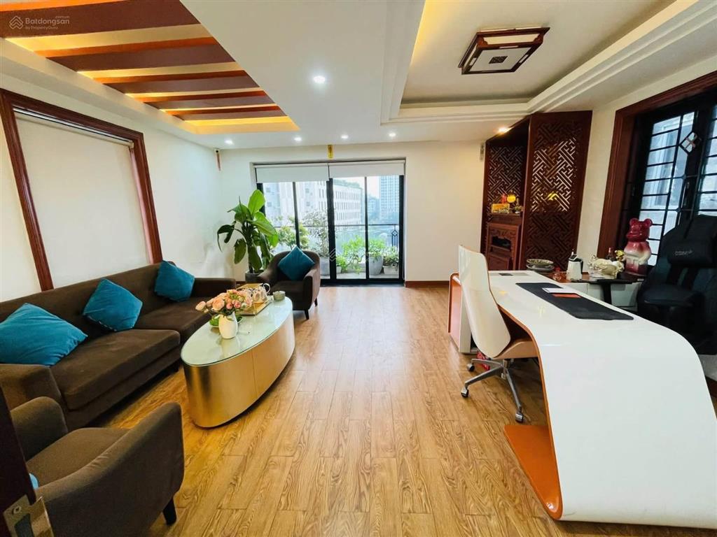 Bán nhà nguyễn chí thanh 45m2 x 5 tầng, phân lô ô tô, thang máy, 13,89 tỷ