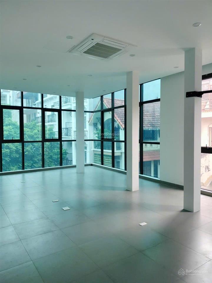 Cho thuê làm văn phòng, trung tâm ngoại ngữ