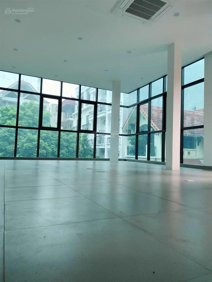 Cho thuê làm văn phòng, trung tâm ngoại ngữ