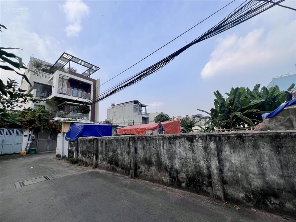 Lô góc hxh man thiện diện tích 154m2 vuông ngang 12m tiện xây mới chỉ 11.5tỷ