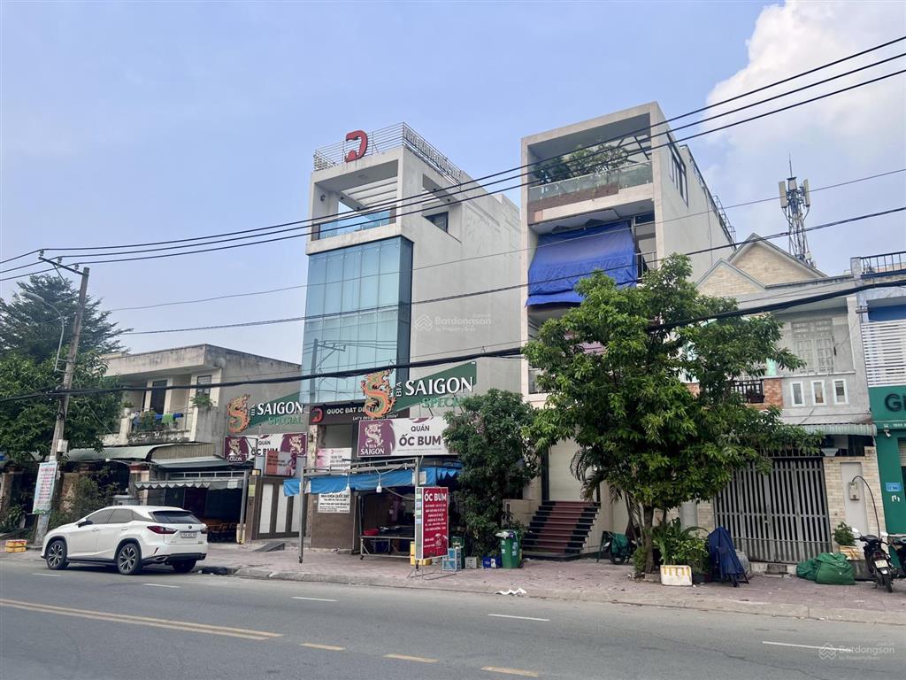 Lô góc hxh man thiện diện tích 154m2 vuông ngang 12m tiện xây mới chỉ 11.5tỷ