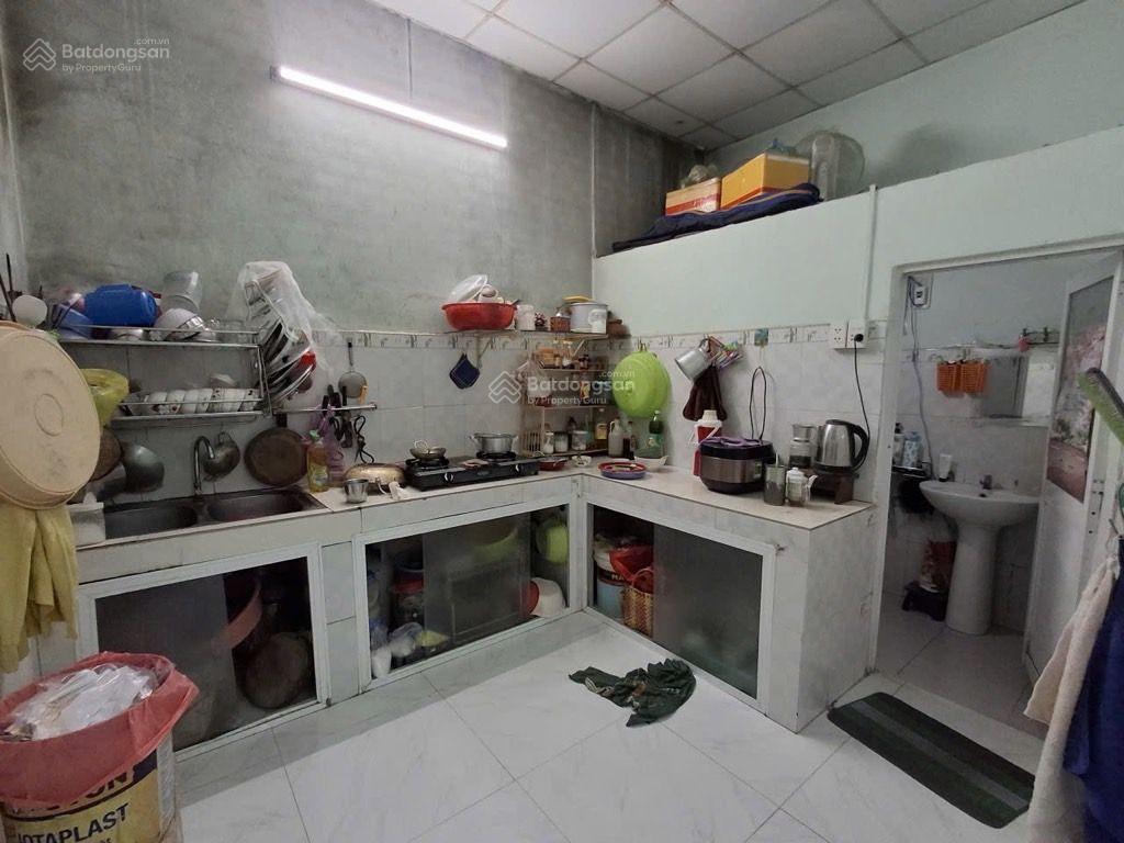 Bán đất tặng nhà c4  lò lu  60m hxh  full thổ cư  chỉ 3.95tỷ