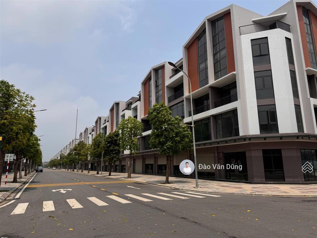 Chủ nhà gửi bán shophouse đối diện chung cư giá rẻ nhất thị trường