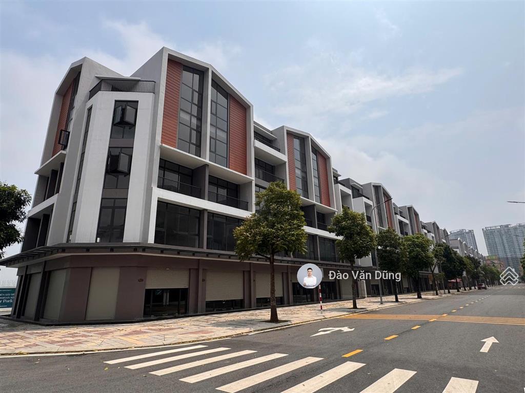 Chủ nhà gửi bán shophouse đối diện chung cư giá rẻ nhất thị trường