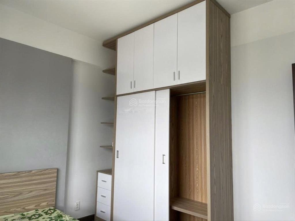 Bán gấp chung cư idico tân phú, 68m2, 2tỷ150 full nội thất, 2pn 2wc, sổ hồng bao sang tên