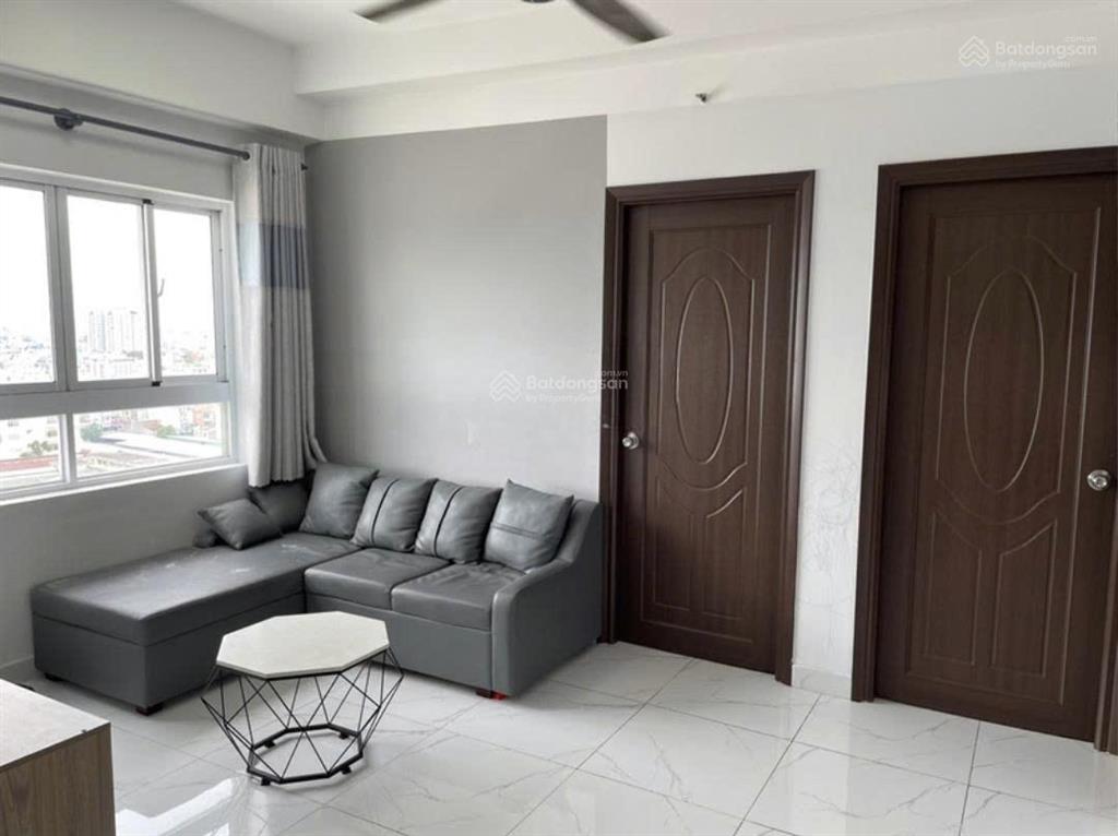 Bán gấp chung cư idico tân phú, 68m2, 2tỷ150 full nội thất, 2pn 2wc, sổ hồng bao sang tên