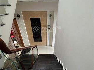 Cần bán gấp nhà phố ( nhà bè ) ,68m2 , 2tỷ150 full nội thất , 3pn 2wc, shr