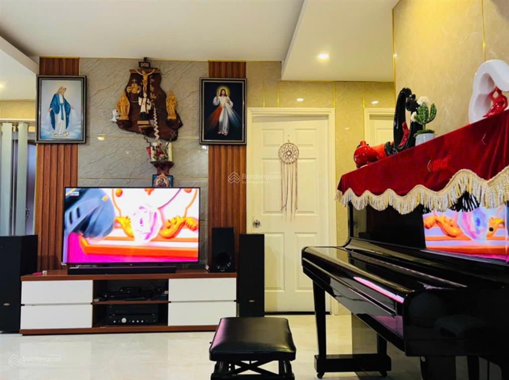 Bán gấp căn chung cư ruby garden tân bình, 72m2 full nội thất, sổ hồng riêng , 2pn 2wc