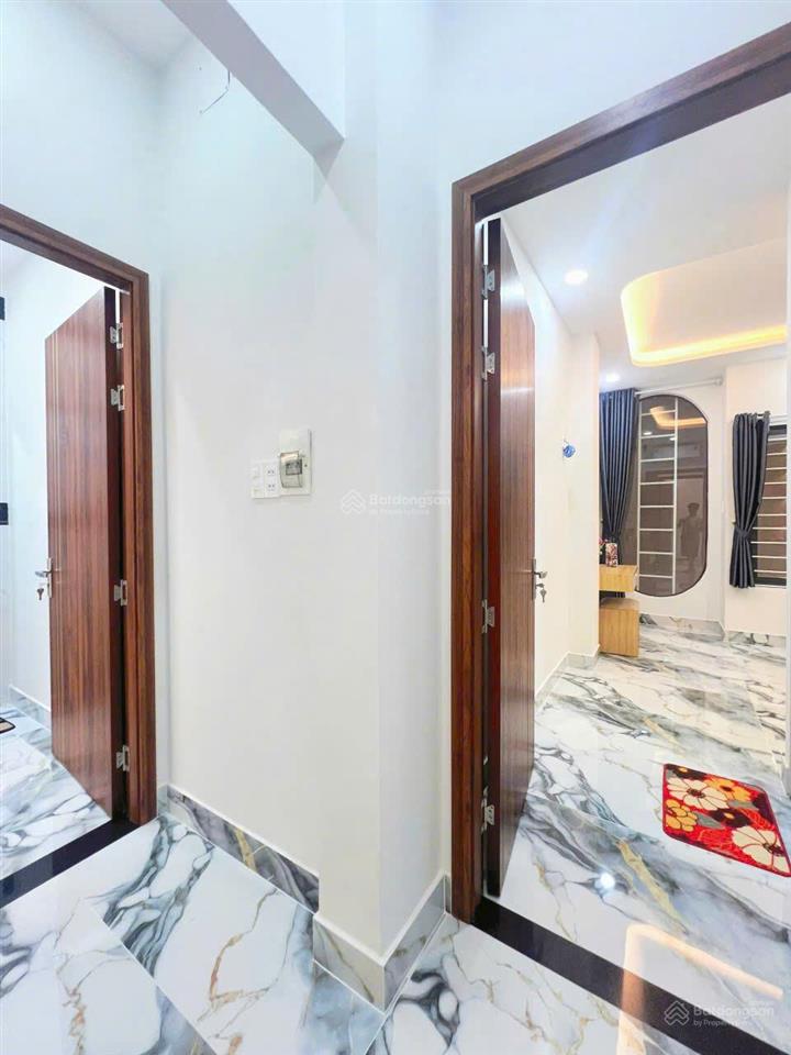 Chính chủ cần bán gấp nhà đường thống nhất gò vấp ,55m2 ,2tỷ850, 3pn ,2wc , nội thất mới đầy đủ
