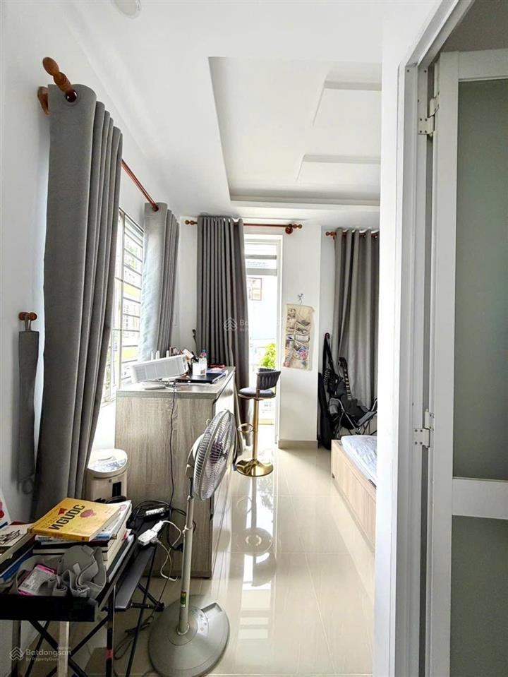 Rao bán gấp nhà đất , phú nhuận , 41m2, 4pn ,5wc , 5 tầng , 2tỷ850 sổ hồng riêng bao sang tên