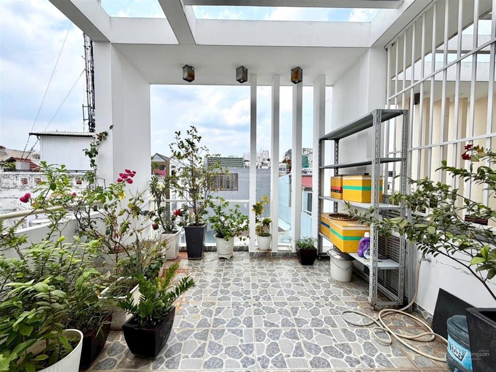 Rao bán gấp nhà đất , phú nhuận , 41m2, 4pn ,5wc , 5 tầng , 2tỷ850 sổ hồng riêng bao sang tên