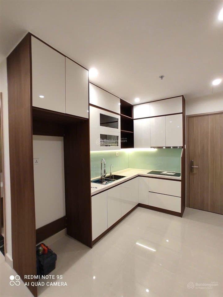 Có 700tr là sở hữu ngay vinhome grand park q9, 71m2 , 2ty300mua qua chính chủ , full nội thất, 2pn