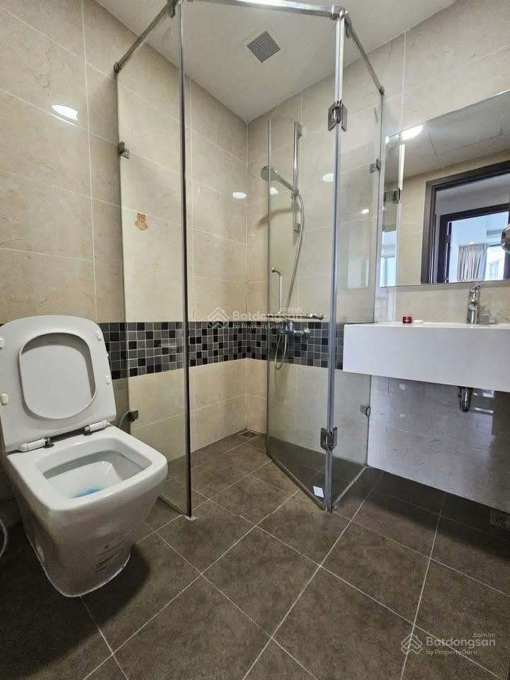 Cần chuyển nhượng căn the tresor q4 gấp , 75m2 , full nội thất , chủ bao sang tên