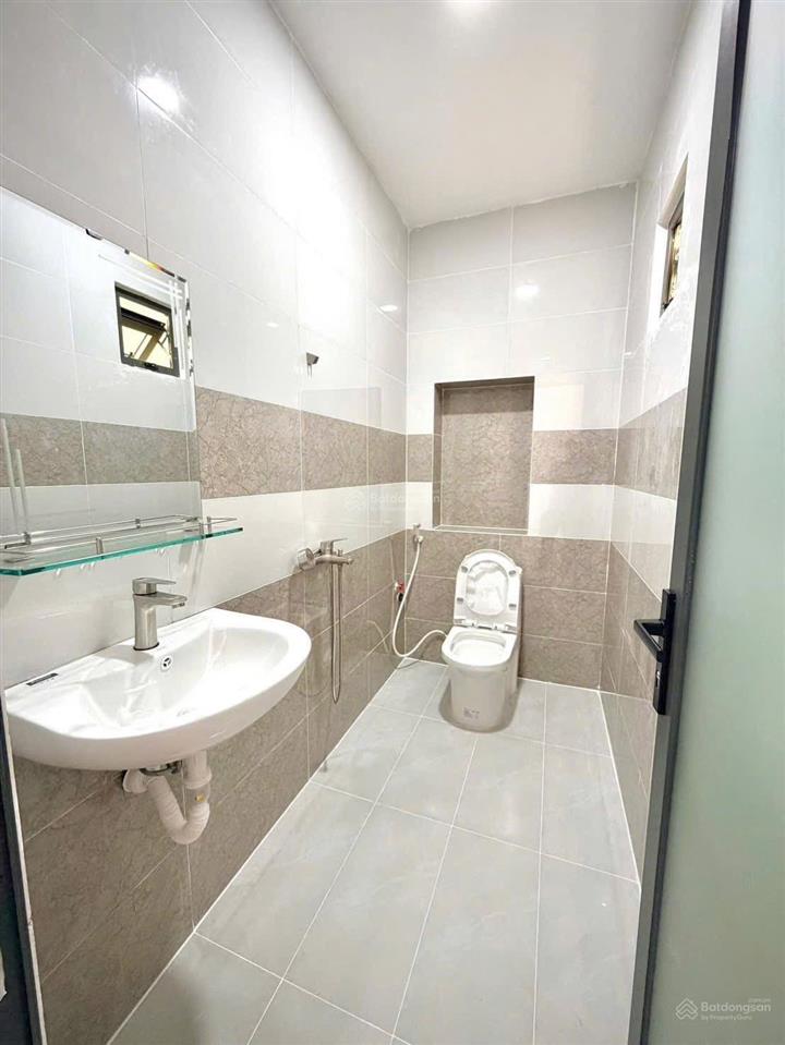 Chính chủ rao bán nhà bình thạnh, 47.5m2, 3pn 3wc, full nội thất, sổ hồng riêng
