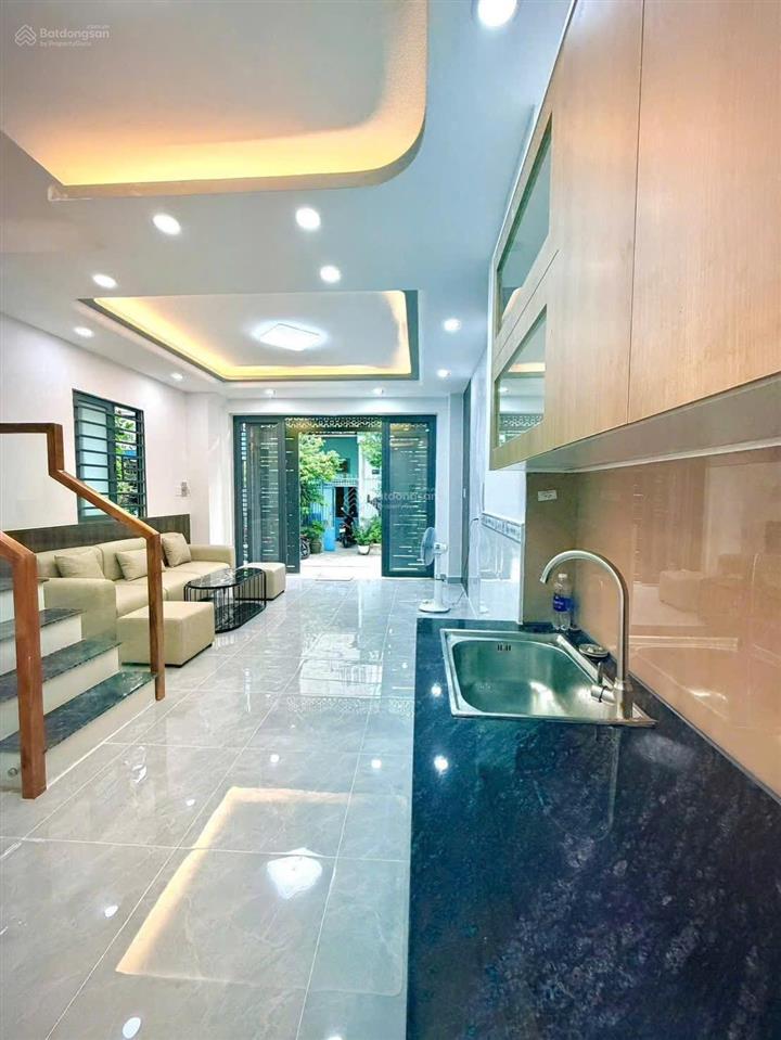 Chính chủ rao bán nhà bình thạnh, 47.5m2, 3pn 3wc, full nội thất, sổ hồng riêng