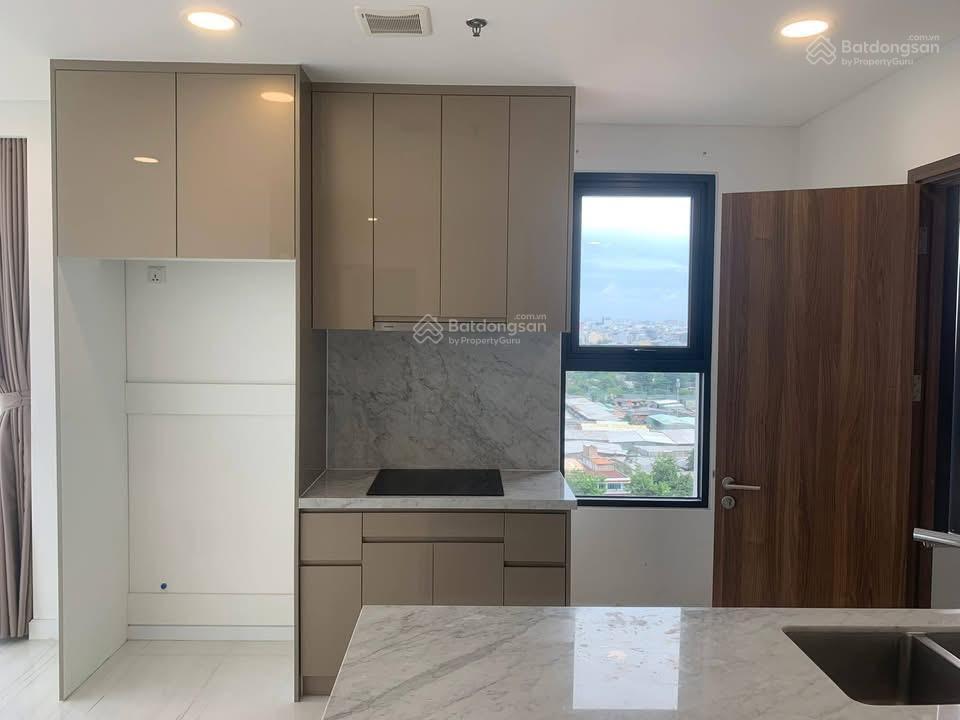 Chính chủ cần bán căn kingdom 101 q10, 71m2, 2pn, full nội thất, sổ hồng riêng