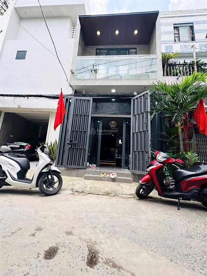 Cần bán nhà shr ( 68m2 ) nở hậu ngay chiến lược , tp.hcm