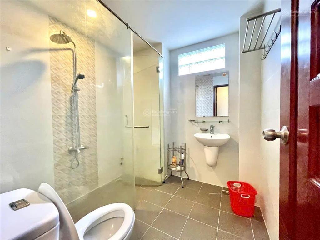 Cho thuê căn hộ studio ngay trung tâm nha trang gần chợ, gần biển