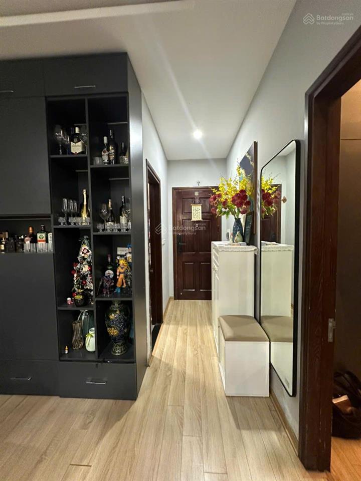 Chính chủ bán căn hộ 2pn 2vs giá 5,6 tỷ vinaconex 2 hoàng mai