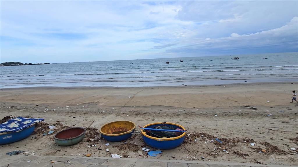 Chính chủ bán đất view sát biển mỹ khê 204m², mặt tiền 10m, 2 hẻm, đông nam, không dính qh, 5,5 tỷ