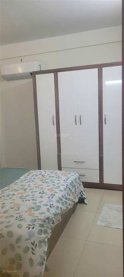 Cho thuê căn góc 2pn 2wc 62m2 nhà đầy đủ nội thất giá 5,5tr.