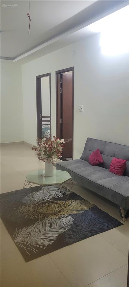 Cho thuê căn góc 2pn 2wc 62m2 nhà đầy đủ nội thất giá 5,5tr.