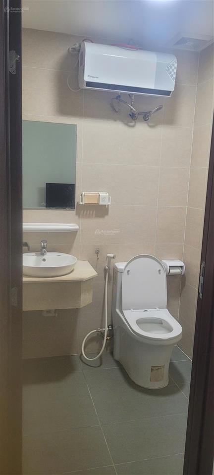 Cho thuê căn góc 2pn 2wc 62m2 nhà đầy đủ nội thất giá 5,5tr.