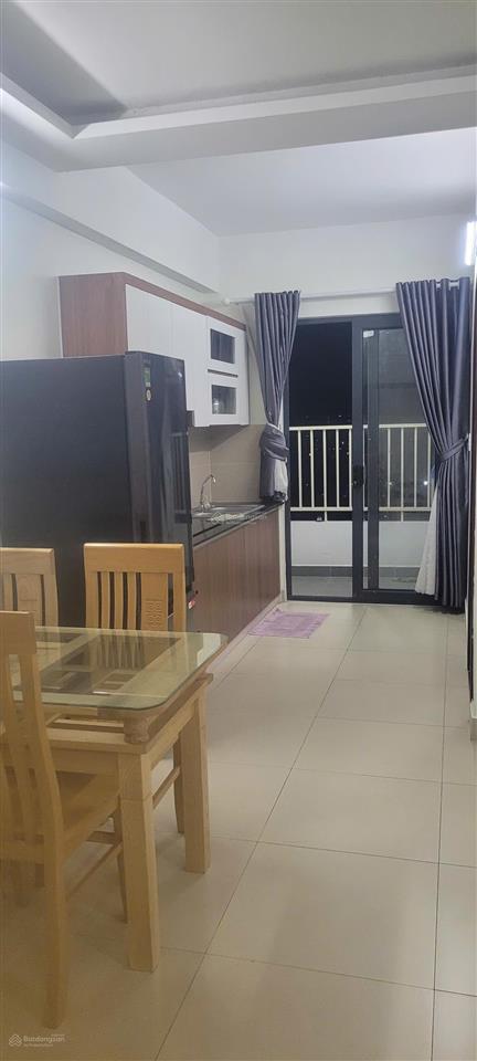 Cho thuê căn góc 2pn 2wc 62m2 nhà đầy đủ nội thất giá 5,5tr.