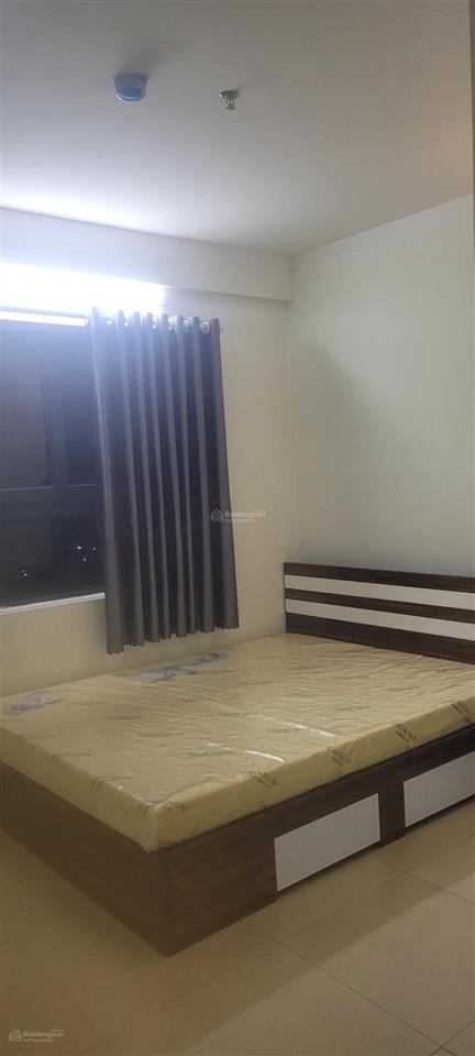 Cho thuê căn góc 2pn 2wc 62m2 nhà đầy đủ nội thất giá 5,5tr.