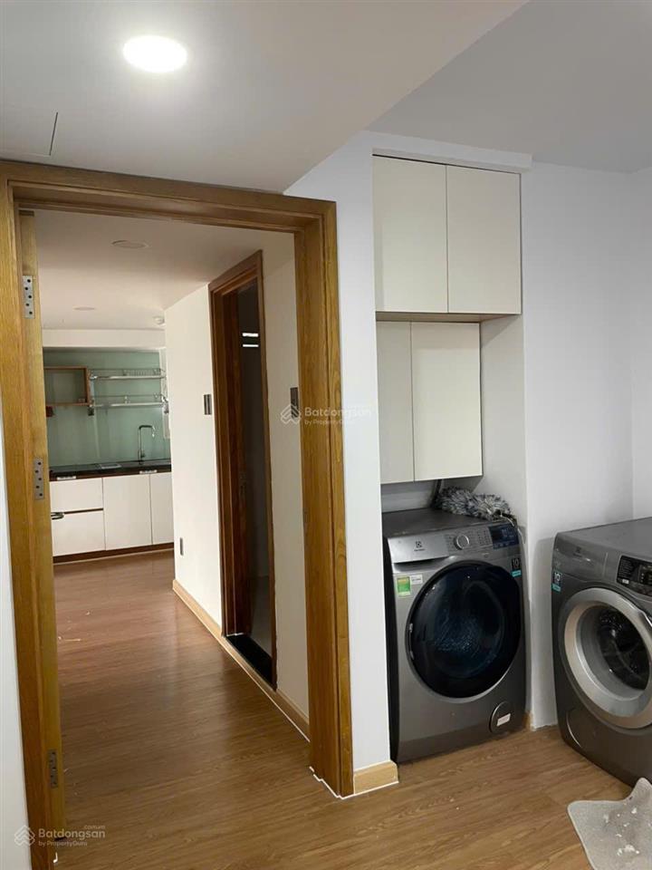 Bán căn hộ duplex vừa ở vừa cho thuê 260m2 view 270 độ ôm phú mỹ hưng và quận 1.