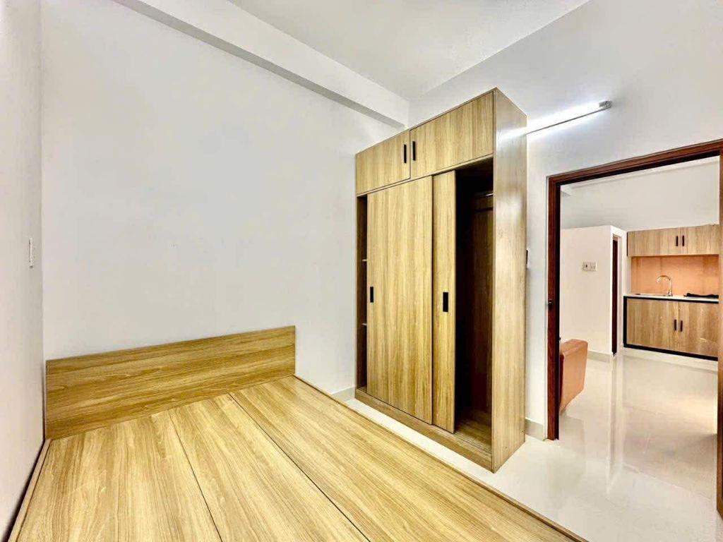 QUANG TRUNG - TOÀ CHDV 6 TẦNG THANG MÁY - 17P + MBKD - DÒNG TIỀN 90TR/THÁNG - 136m2 17.5 TỶ