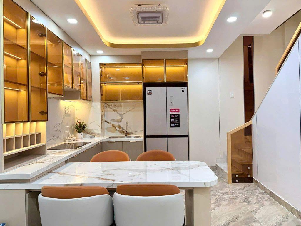 NHÀ MỚI 5 TẦNG LÝ THƯỜNG KIỆT NGAY CHỢ GÒ VẤP - Ô TÔ TỚI NHÀ - 9.3 TỶ