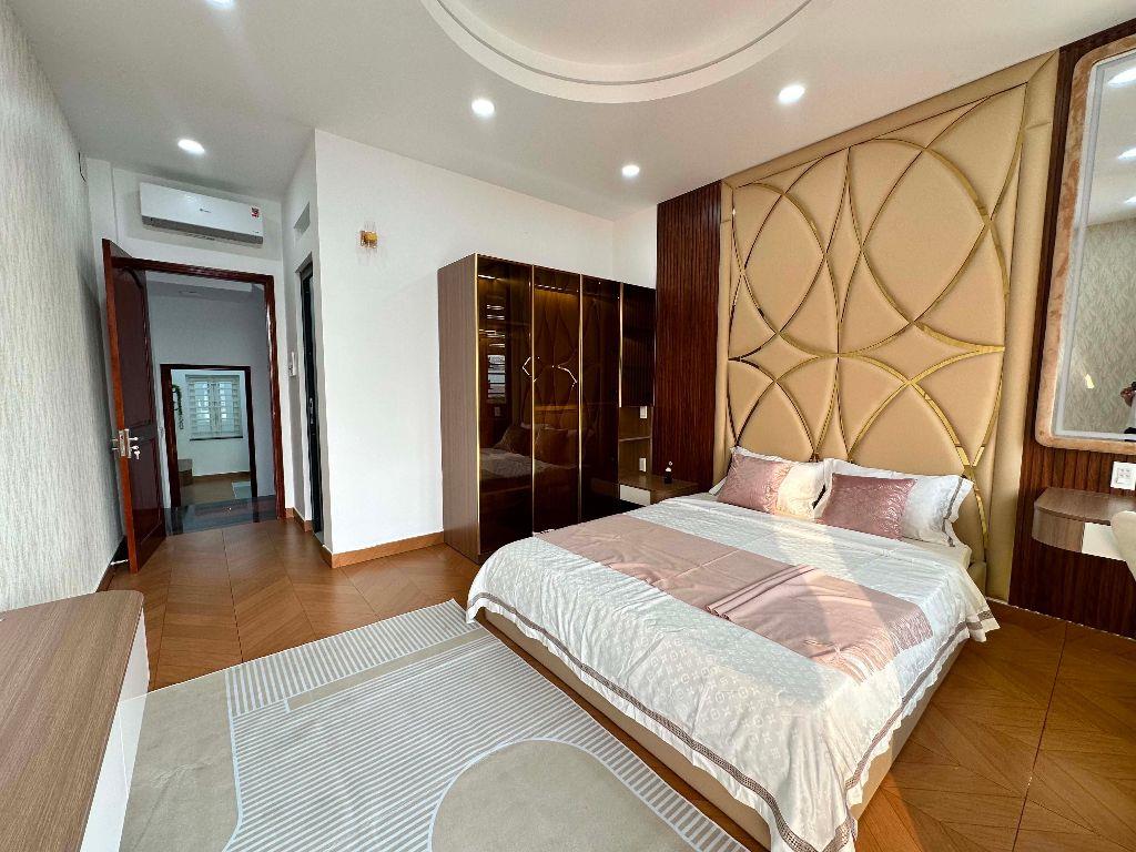 NHÀ 4 TẦNG HXH 10M PHAN HUY ÍCH - 68M² (4×17) - GẦN SÂN BAY - 9.8 TỶ