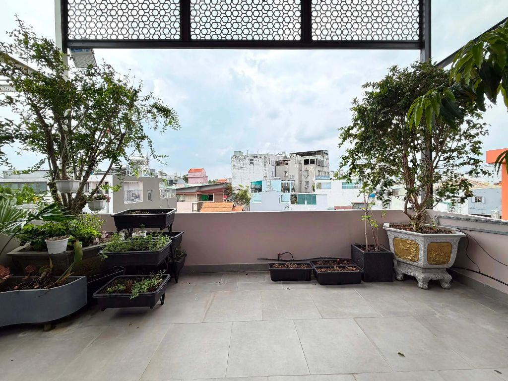 SMARTHOME THANG MÁY - NỘI THẤT HƠN 7 TỶ - HẺM XE HƠI 10M - CHỈ 13.8 TỶ