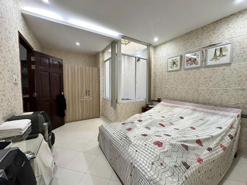 HẺM Ô TÔ - NHÀ 85M² 3 TẦNG - Ô CHỜ THANG MÁY - GẦN EMART & SÂN BAY - 13 TỶ