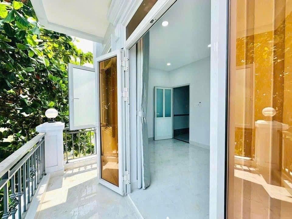 NHÀ MẶT TIỀN NGUYỄN VĂN KHỐI - 142m2 (5.9×24) - ĐANG KINH DOANH DÒNG TIỀN 80TR/THÁNG