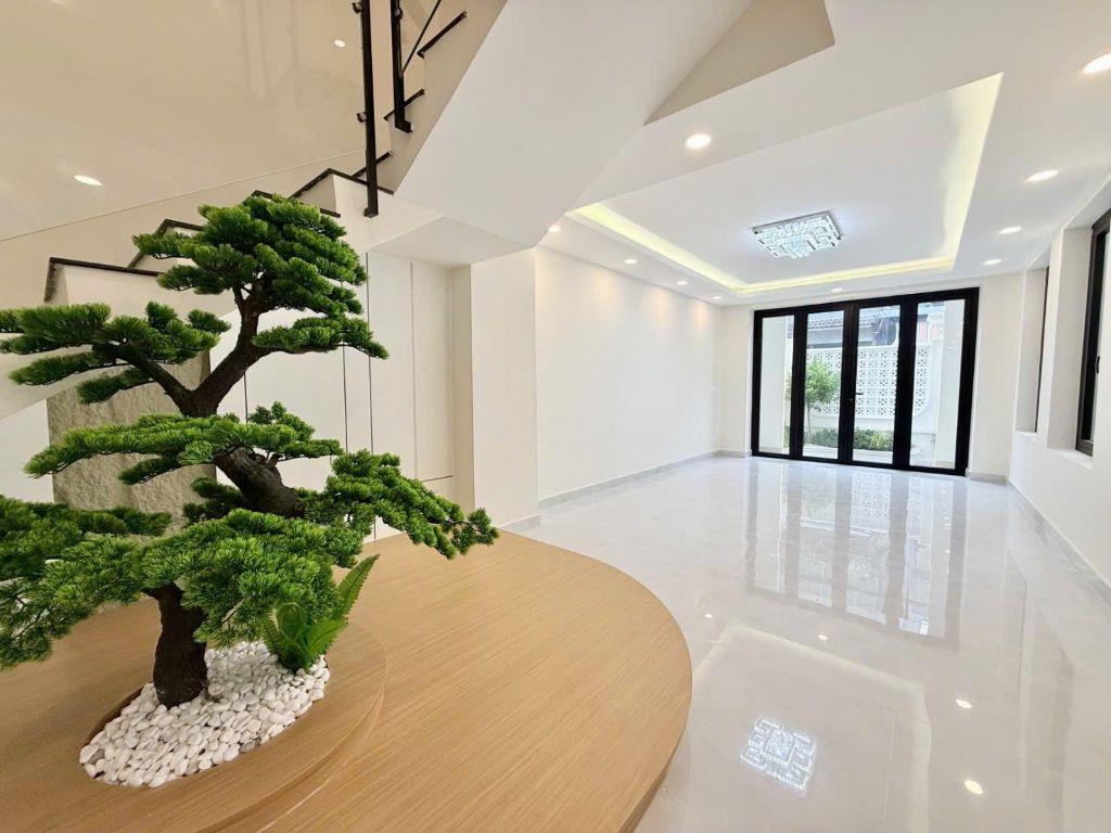 BIỆT THỰ GÒ VẤP - MẶT TIỀN KINH DOANH - 122m² - 4 TẦNG KIÊN CỐ - 23 TỶ