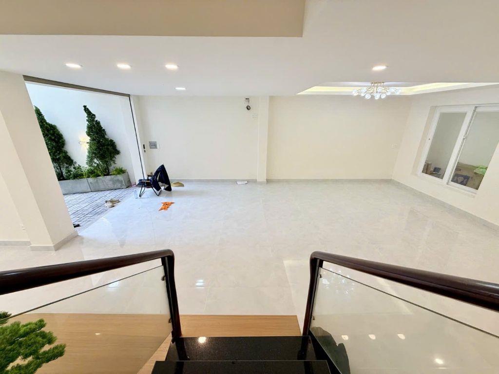 BIỆT THỰ GÒ VẤP - MẶT TIỀN KINH DOANH - 122m² - 4 TẦNG KIÊN CỐ - 23 TỶ