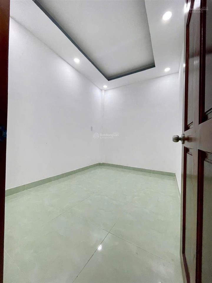 Bán gấp nhà riêng 48m2 đường nguyễn văn bứa, hóc môn gần chợ nhị xuân nhà sổ riêng sổ sẵn giá 925tr