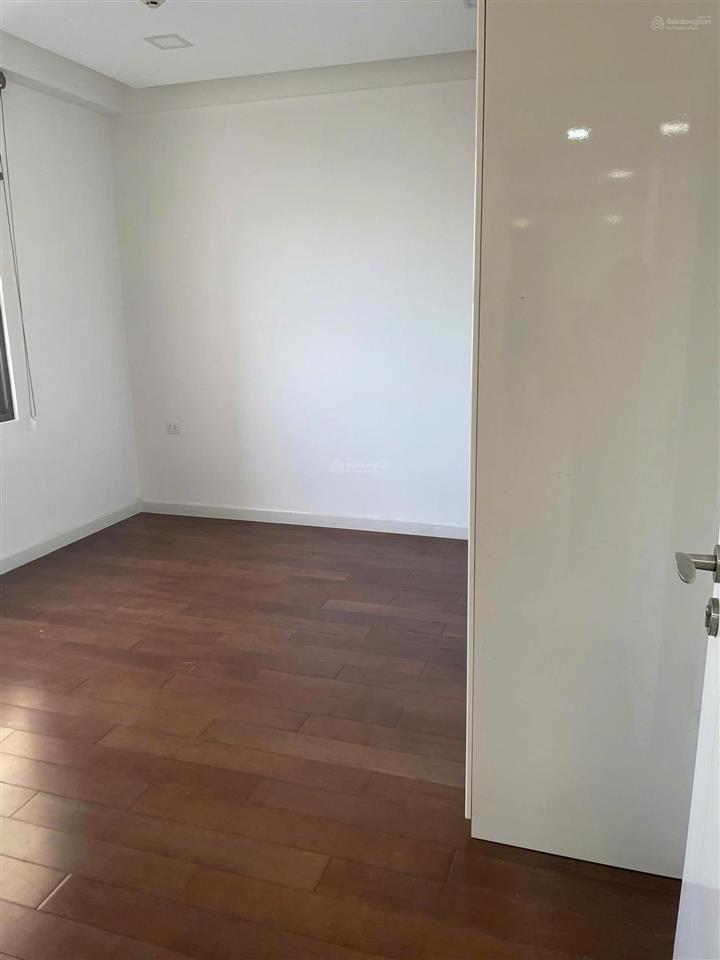Bán cc 3pn tại d'capitale 119, trần duy hưng, yên hòa, 10 tỷ, 90m2