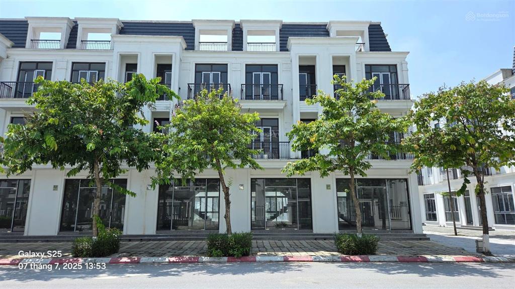 Chính chủ bán căn liền kề xẻ khe 3 mặt thoáng hud mê linh central 133m2, giá 13,8 tỷ gồm thuế phí