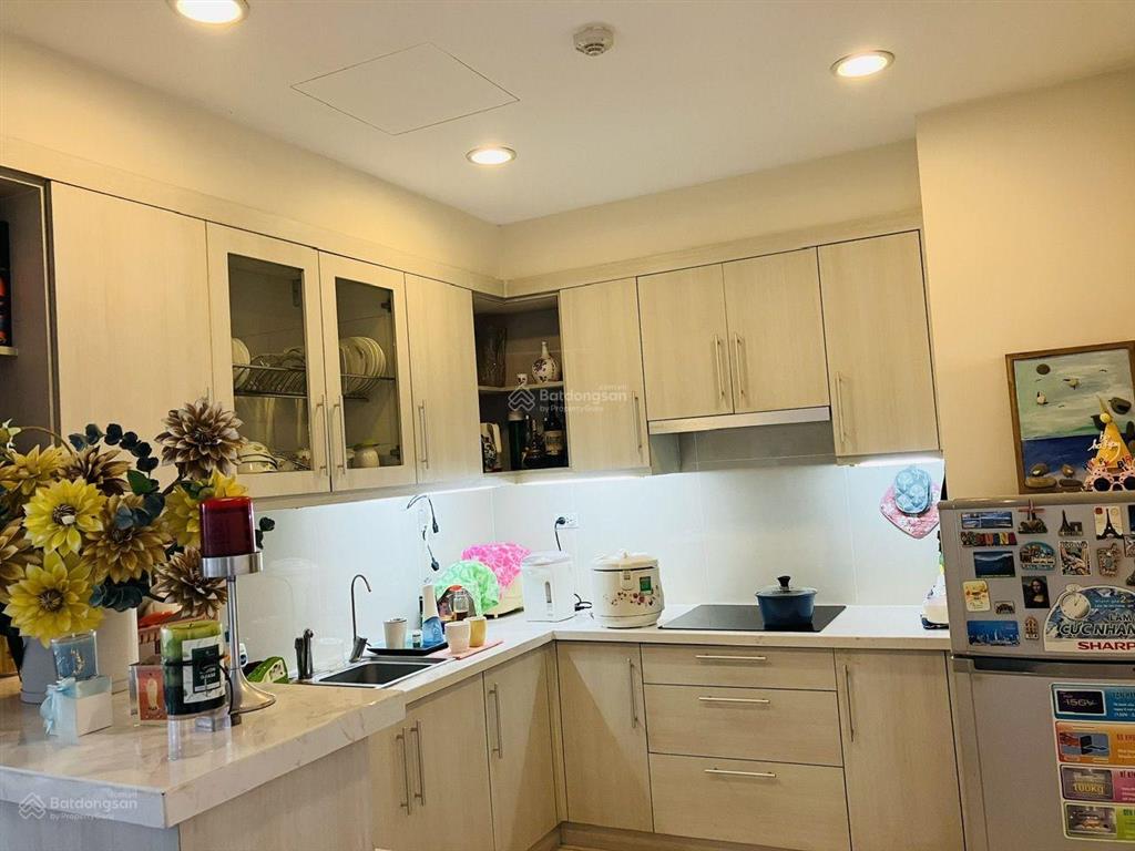 Bán căn hộ chung cư oriental westlake số 174 lạc long quân, 91m2 giá hơn 8 tỷ full nội thất
