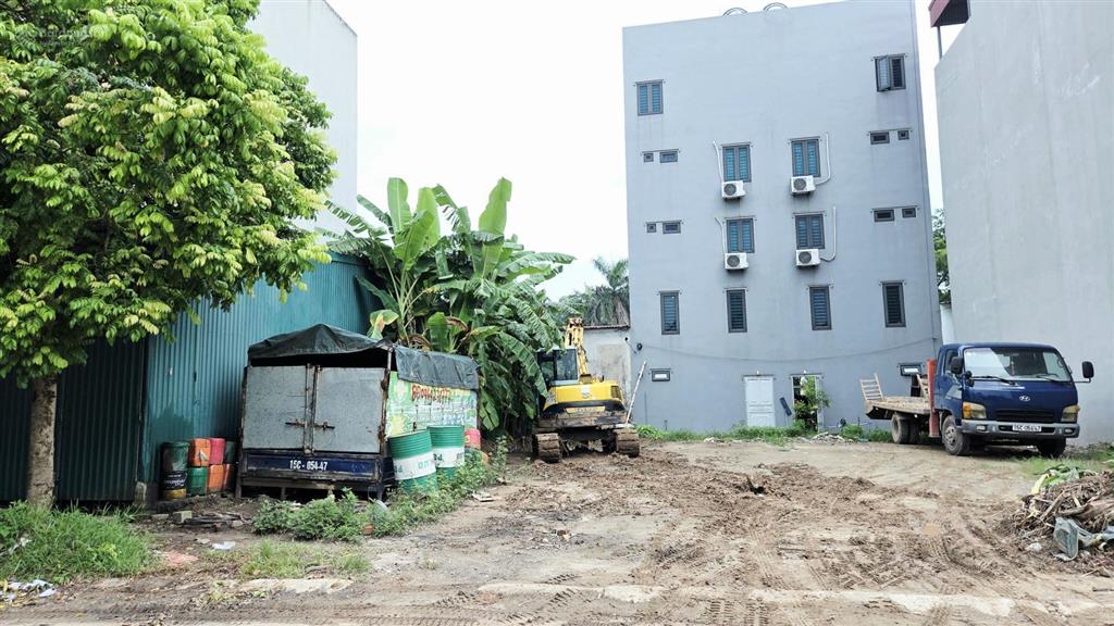 Bán đất đấu giá băng 2 trung tâm huyện mê linh, đối diện sun mê linh, 82,5m2, mt 5m, hiếm nhà bán
