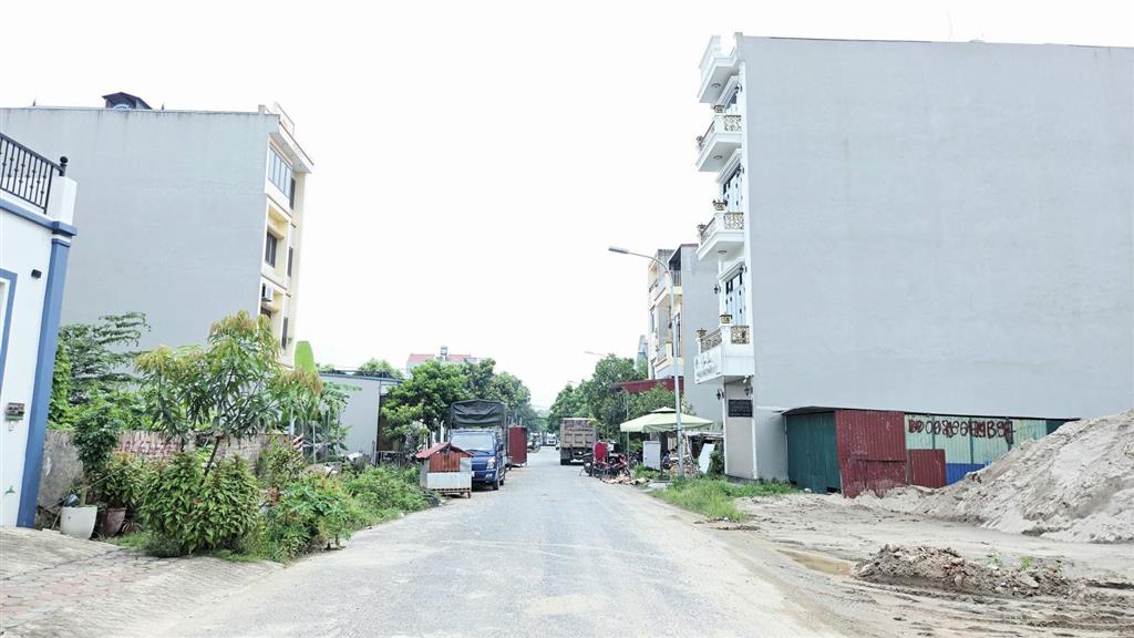 Bán đất đấu giá băng 2 trung tâm huyện mê linh, đối diện sun mê linh, 82,5m2, mt 5m, hiếm nhà bán