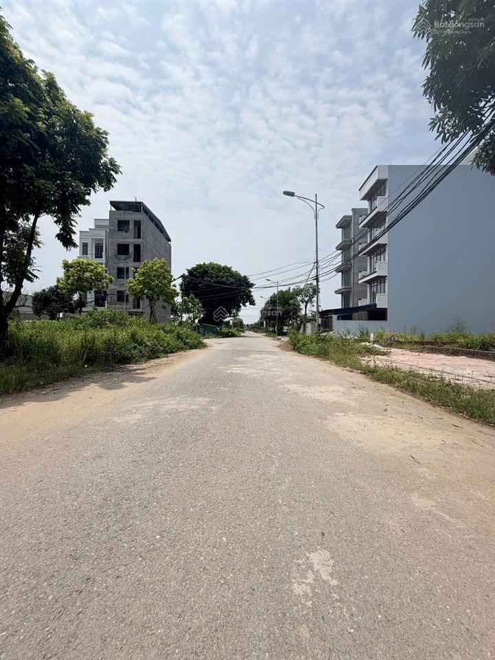 Liền kề cienco 5 mê linh 150m2 hoàn thiện mặt ngoài, trục chính đường 18,5m, gần đường vành đai 3,5