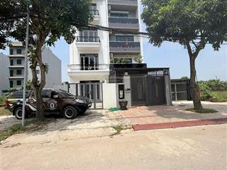 Liền kề cienco 5 mê linh 150m2 hoàn thiện mặt ngoài, trục chính đường 18,5m, gần đường vành đai 3,5